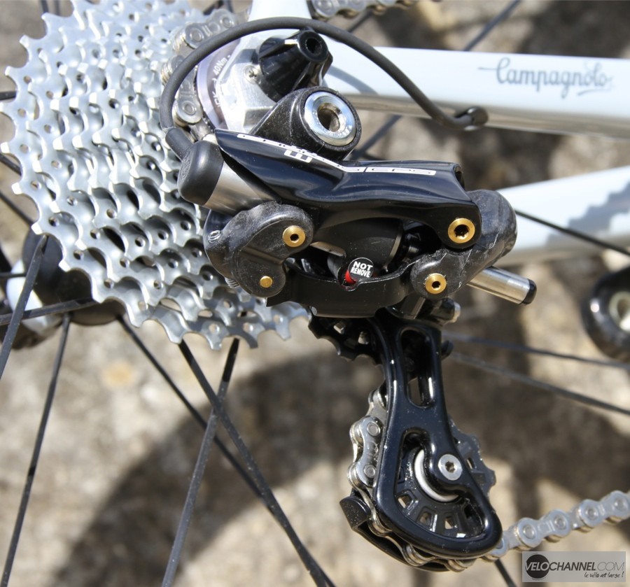 Manettes électroniques Campagnolo Chorus 11 Vitesses EPS - Version Carbone Noire - Jamais Utilisé