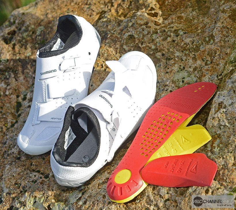 ensemble d'une paire de chaussures Shimano RP9