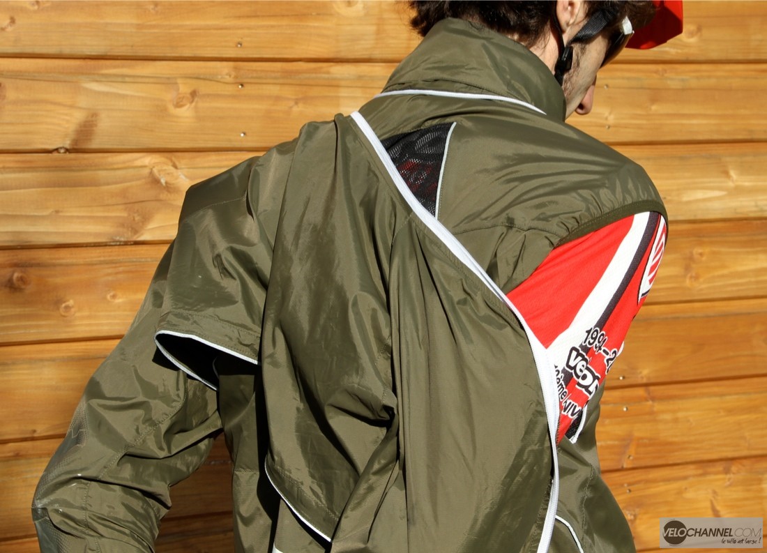 V8-veste-coupe-vent-retrait-manches-2