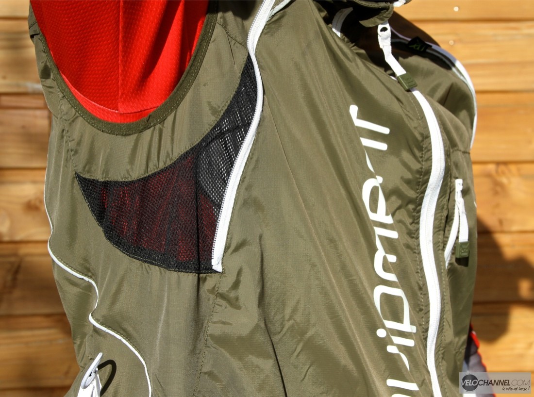 V8-veste-vélo-filet-aeration-sous-bras