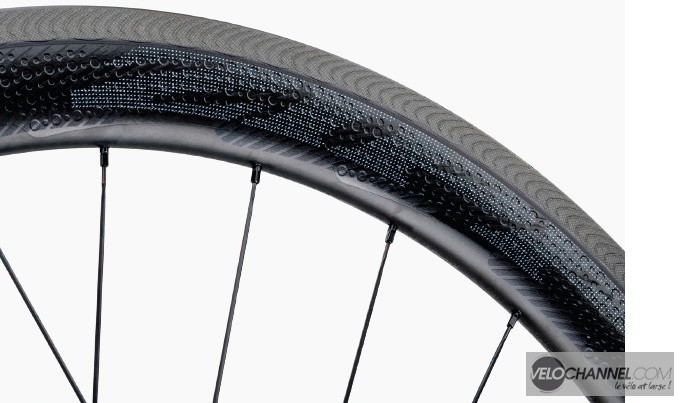 Zipp-Rim-side-carbon