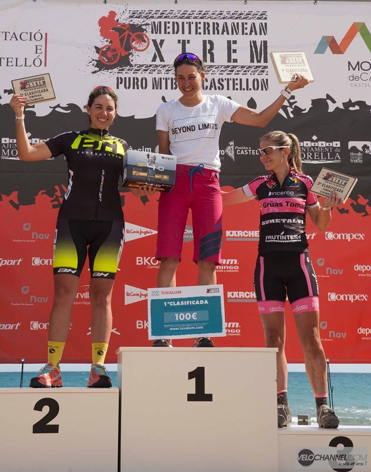 muriel-bouhet-med-xtrem-2016-podium
