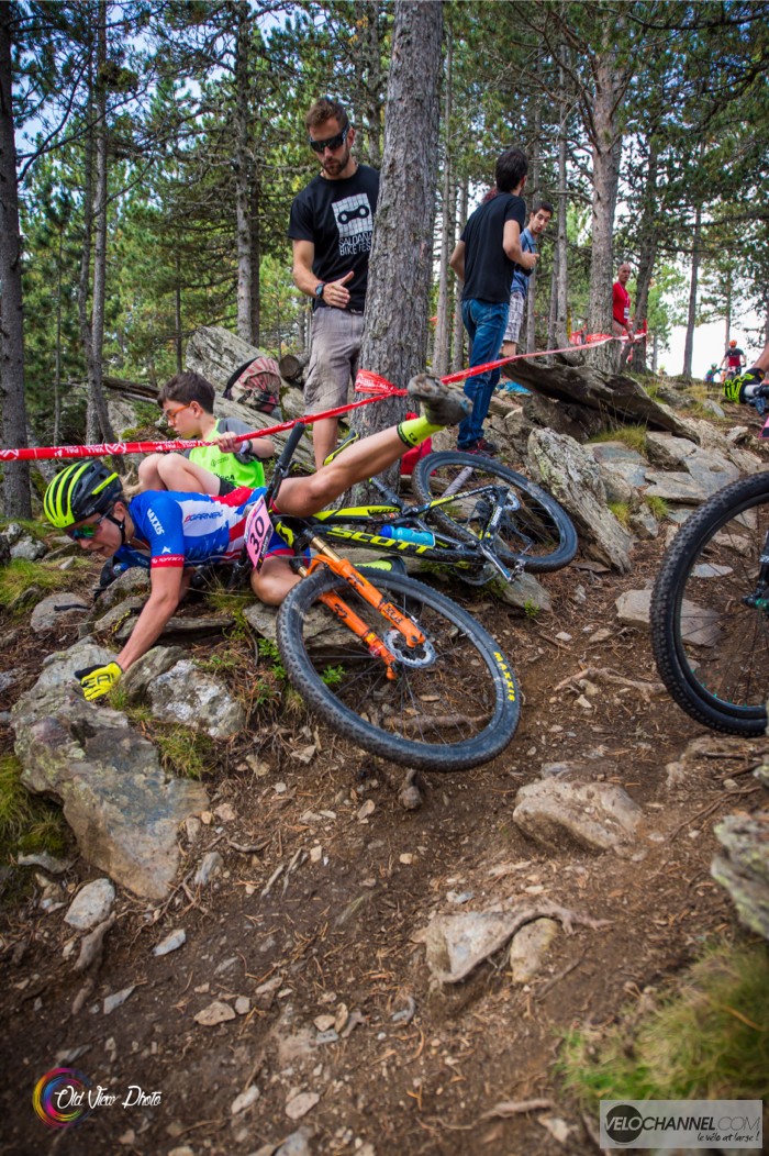 andore-crash-women-mtb-wc-race